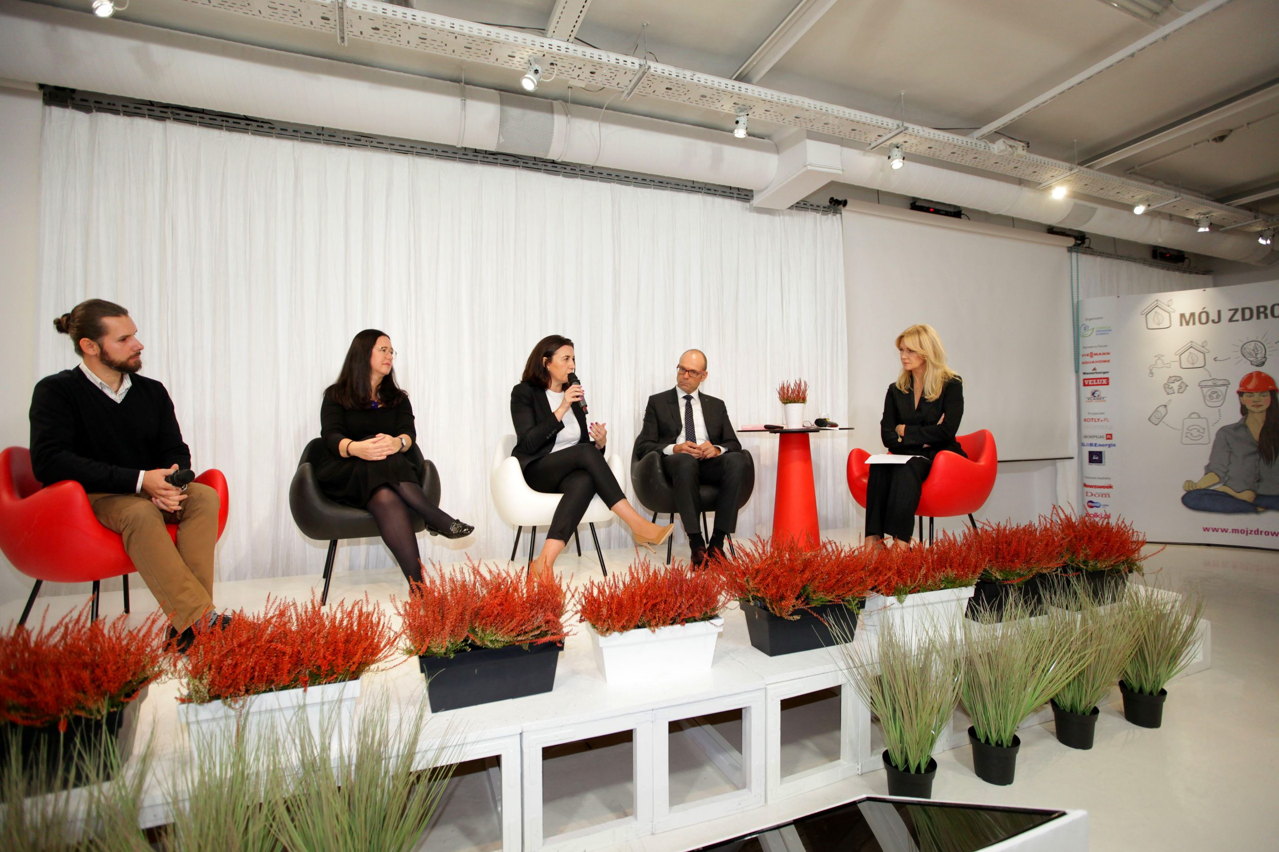Pierwsze Forum Kobiet świadomych | 01